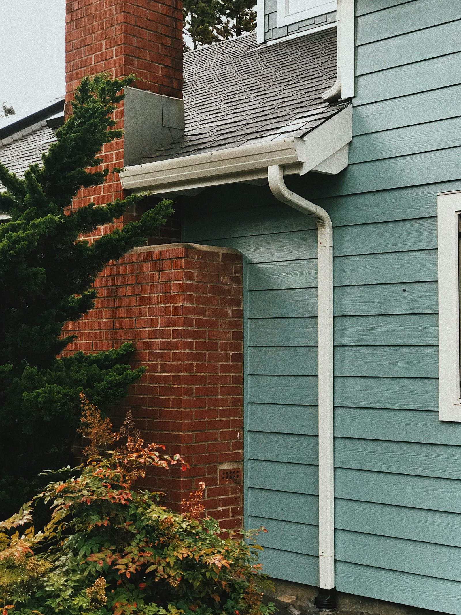 Gutter installation Surrey BC