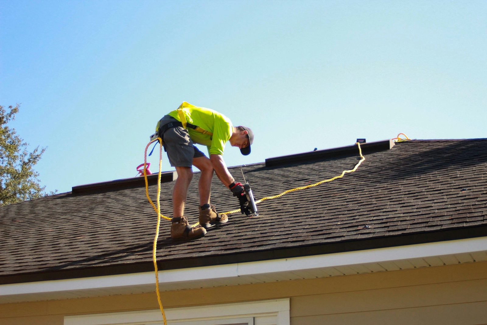 Roof repair service Surrey BC